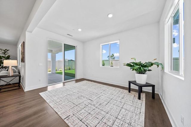 33024 Goldie Court, Winchester, CA 92596