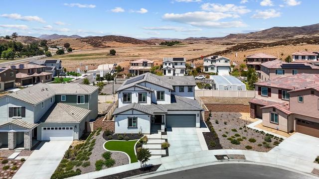 33024 Goldie Court, Winchester, CA 92596