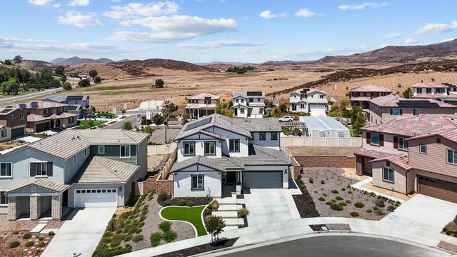 33024 Goldie Court, Winchester, CA 92596