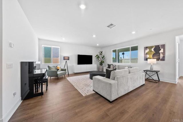 33024 Goldie Court, Winchester, CA 92596