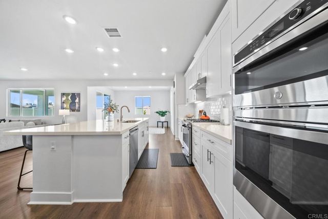 33024 Goldie Court, Winchester, CA 92596