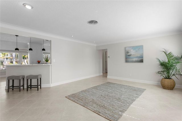 6604 BLUE HERON DRIVE S, St Petersburg, FL 33707