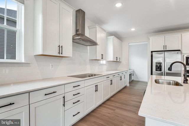 2071 SPRINGVALE DR, Bealeton, VA 22712