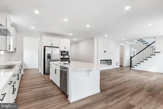 2071 SPRINGVALE DR, Bealeton, VA 22712