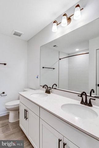 2071 SPRINGVALE DR, Bealeton, VA 22712