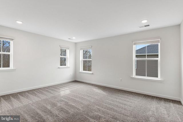 2071 SPRINGVALE DR, Bealeton, VA 22712