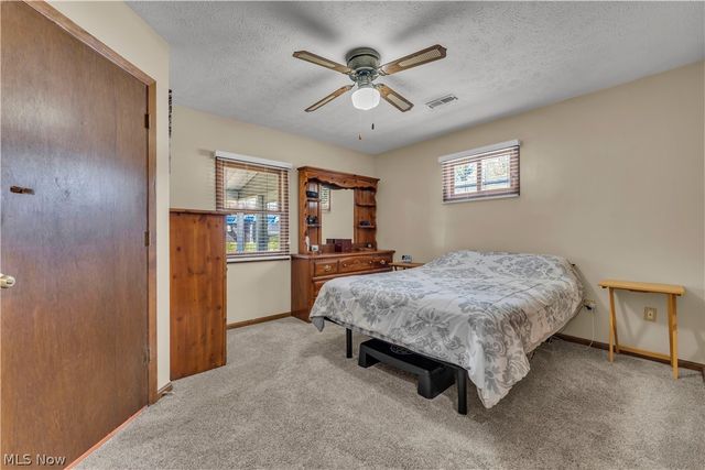 15064 W River Road, Columbia Station, OH 44028