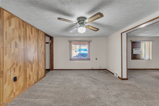 15064 W River Road, Columbia Station, OH 44028