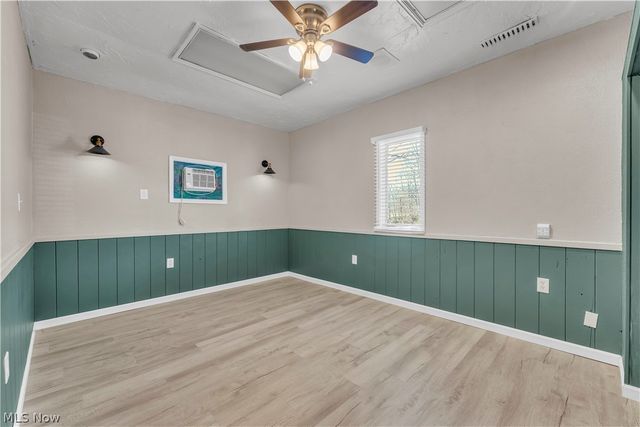 15064 W River Road, Columbia Station, OH 44028