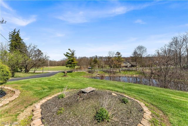 15064 W River Road, Columbia Station, OH 44028