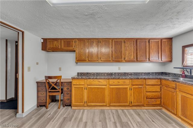 15064 W River Road, Columbia Station, OH 44028
