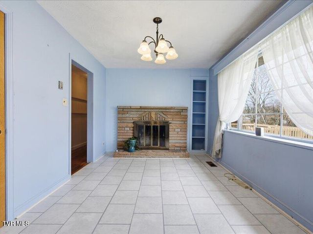 313 Belmont Drive, Bristol, TN 37620