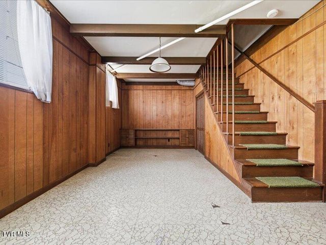 313 Belmont Drive, Bristol, TN 37620