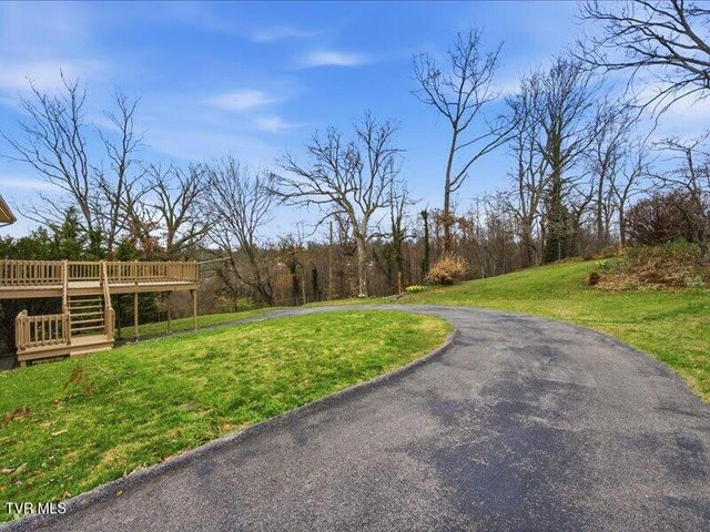 313 Belmont Drive, Bristol, TN 37620