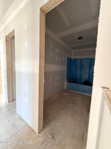 503 Nc Hwy 172, Hubert, NC 28539