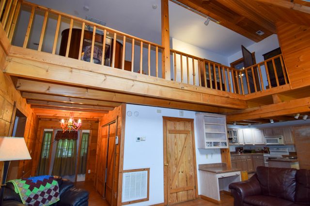 1060 Martha Ln, Gallatin, TN 37066