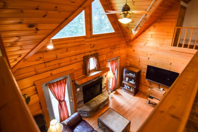 1060 Martha Ln, Gallatin, TN 37066