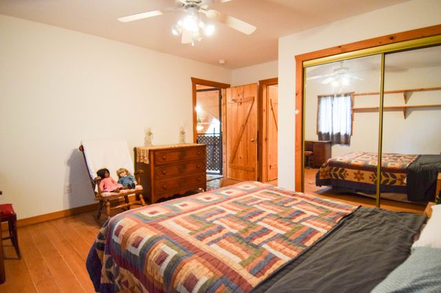1060 Martha Ln, Gallatin, TN 37066