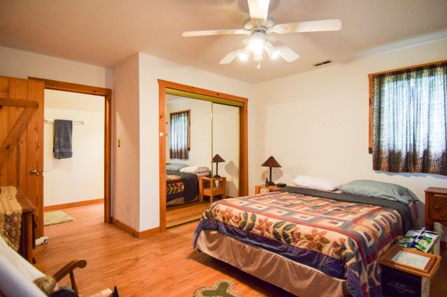 1060 Martha Ln, Gallatin, TN 37066