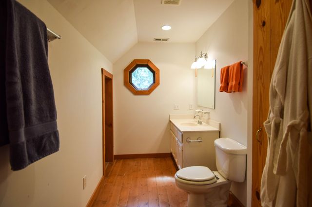 1060 Martha Ln, Gallatin, TN 37066