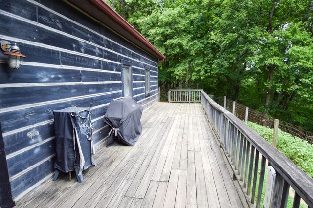 1060 Martha Ln, Gallatin, TN 37066