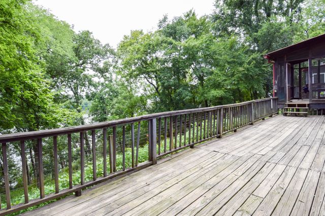 1060 Martha Ln, Gallatin, TN 37066