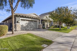 2860 E PINTO Drive, Gilbert, AZ 85296