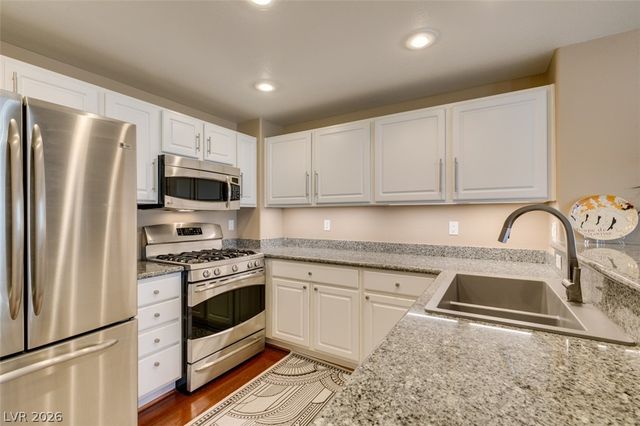 10809 Garden Mist Drive 2084, Las Vegas, NV 89135