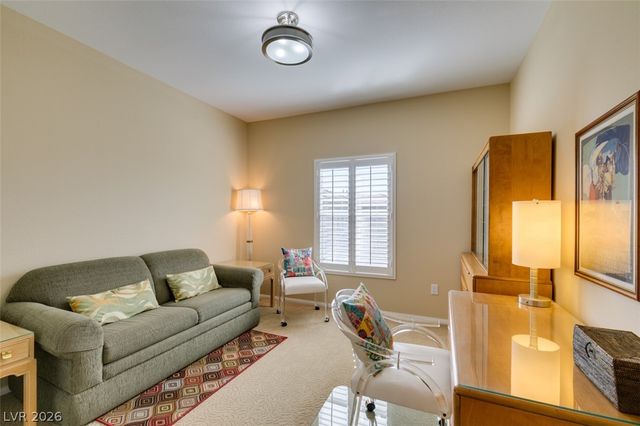 10809 Garden Mist Drive 2084, Las Vegas, NV 89135