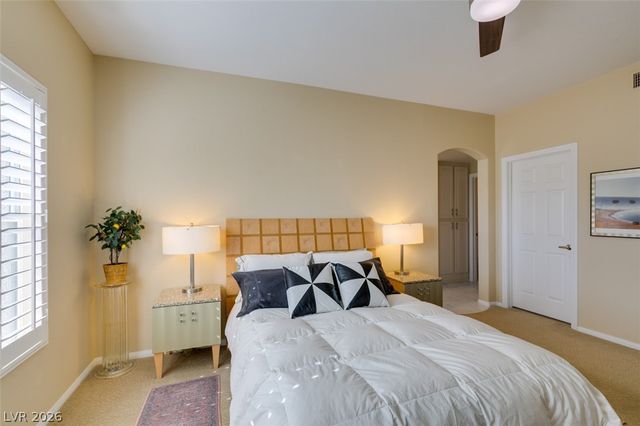 10809 Garden Mist Drive 2084, Las Vegas, NV 89135