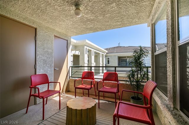 10809 Garden Mist Drive 2084, Las Vegas, NV 89135