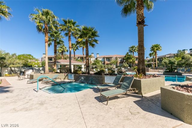 10809 Garden Mist Drive 2084, Las Vegas, NV 89135