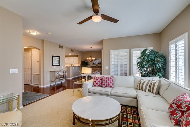 10809 Garden Mist Drive 2084, Las Vegas, NV 89135