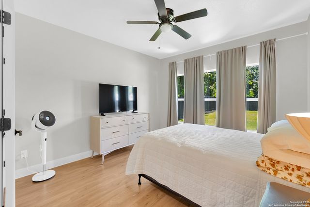 902 Bailey, San Antonio, TX 78210
