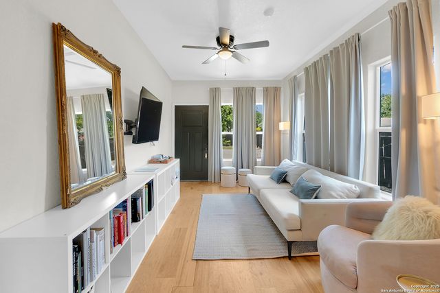 902 Bailey, San Antonio, TX 78210