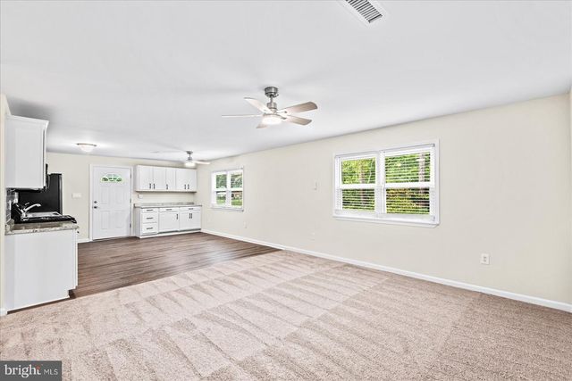 218 CIRCLE LN, Colonial Beach, VA 22443