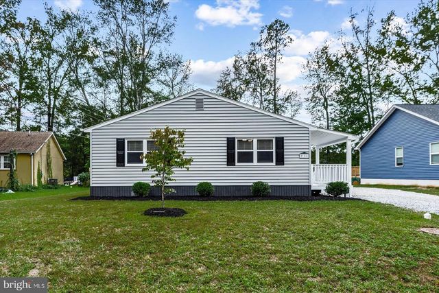 218 CIRCLE LN, Colonial Beach, VA 22443