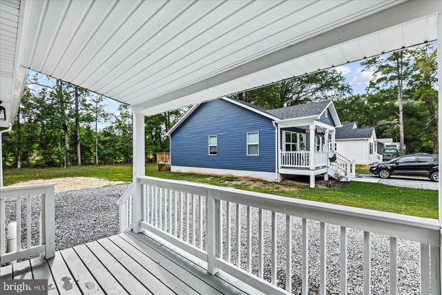 218 CIRCLE LN, Colonial Beach, VA 22443