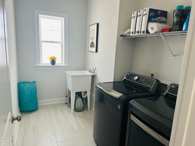 393 Natsam Woods Way, Wake Forest, NC 27587