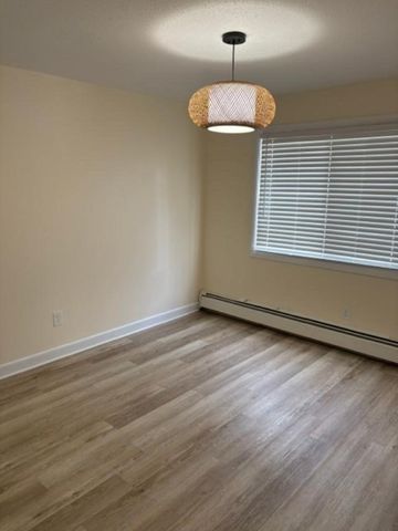 24 Inman St 3, Lawrence, MA 01843