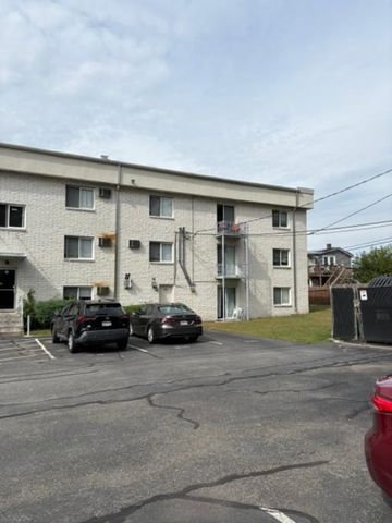 24 Inman St 3, Lawrence, MA 01843