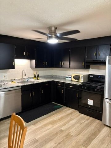 24 Inman St 3, Lawrence, MA 01843