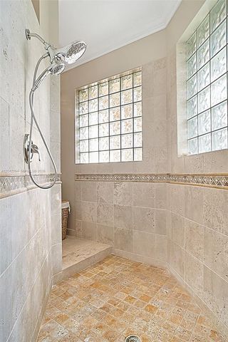 6807 NW 66th Way, Parkland, FL 33067