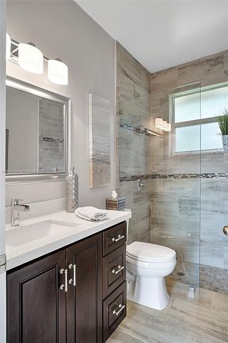 6807 NW 66th Way, Parkland, FL 33067
