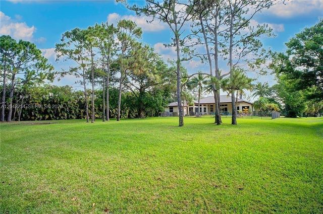 6807 NW 66th Way, Parkland, FL 33067