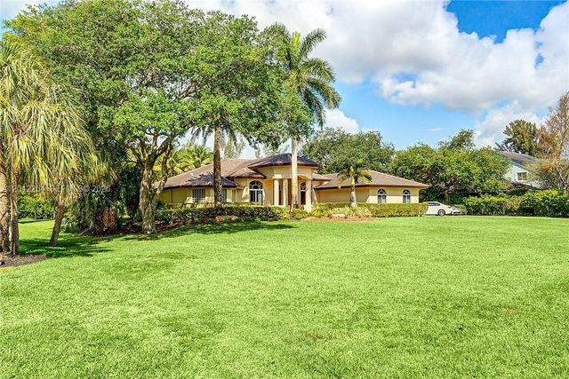 6807 NW 66th Way, Parkland, FL 33067