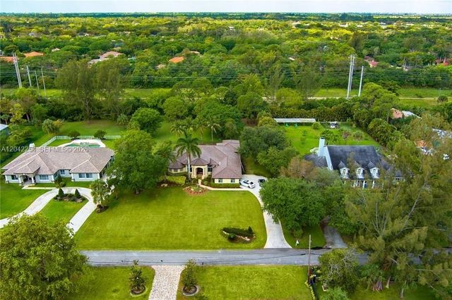 6807 NW 66th Way, Parkland, FL 33067