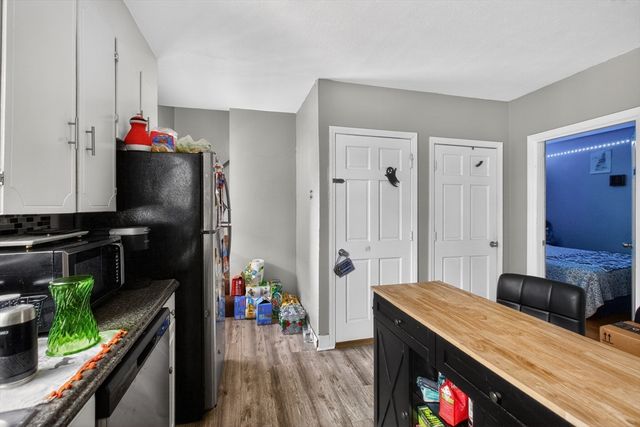 64 Hancock St, Haverhill, MA 01832