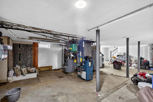 64 Hancock St, Haverhill, MA 01832