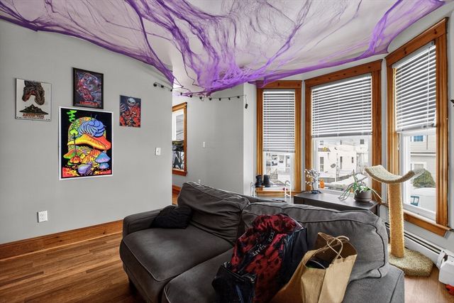 64 Hancock St, Haverhill, MA 01832